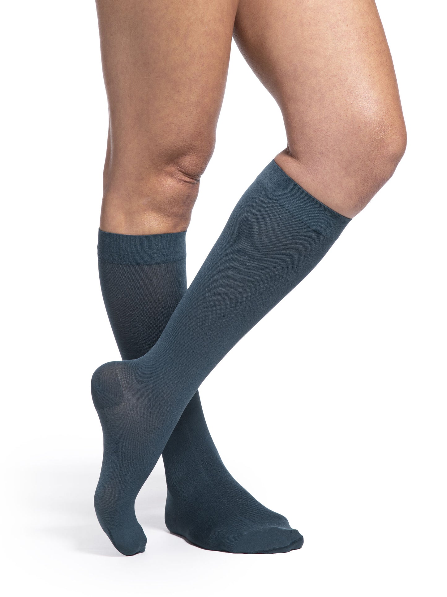 Sigvaris Soft Opaque - 15-20 mmHg Calf Knee High Compression Stockings 841C